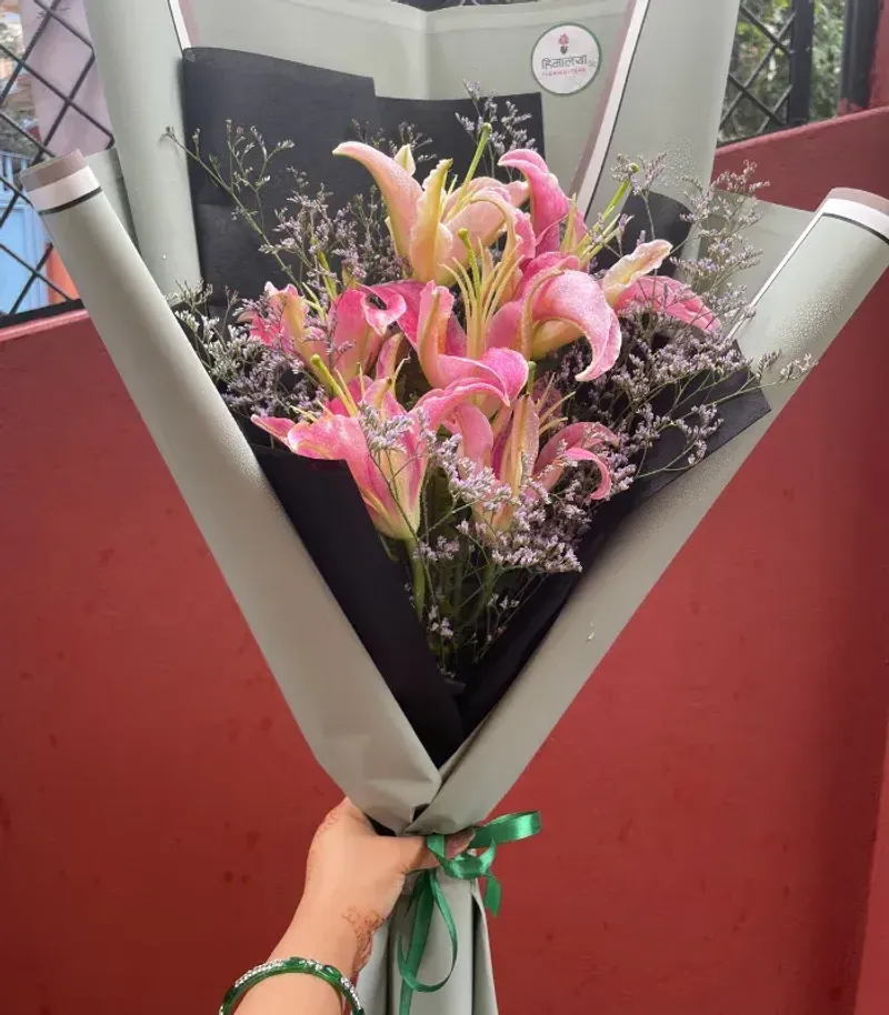 Elegant Pink Lily Bouquet