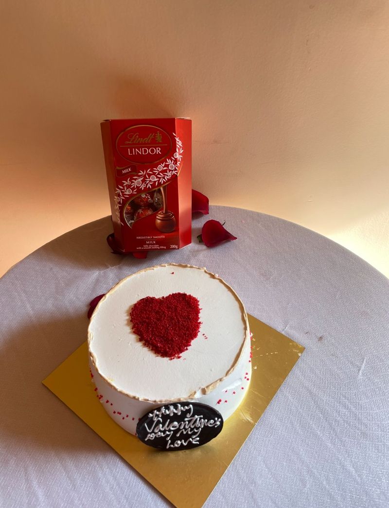  Lindor Chocolate & Rose Combo