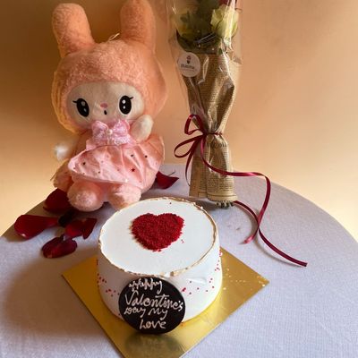 Valentine's Sweet Embrace Combo