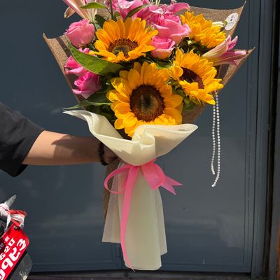 Sunshine Pink Love Bouquet