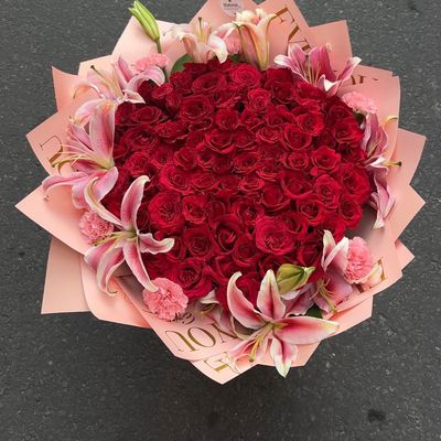Crimson Lily Romance Bouquet