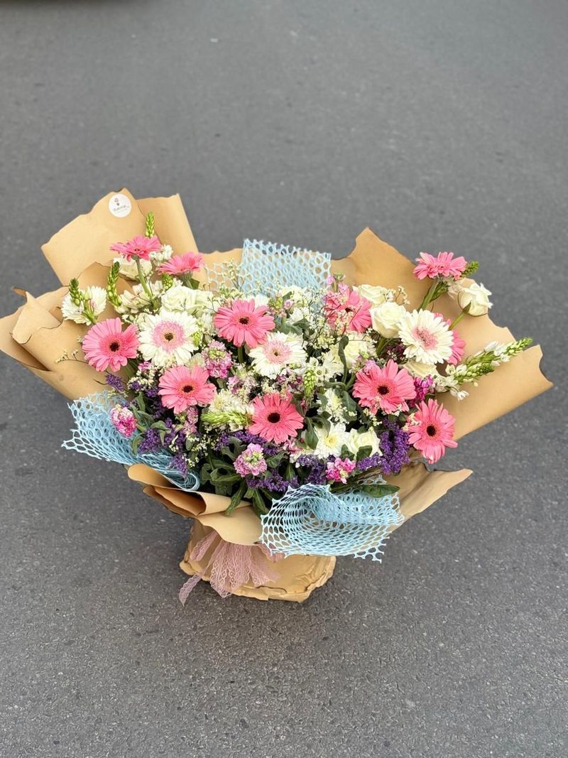 Blush Garden Bouquet 🌸🤍