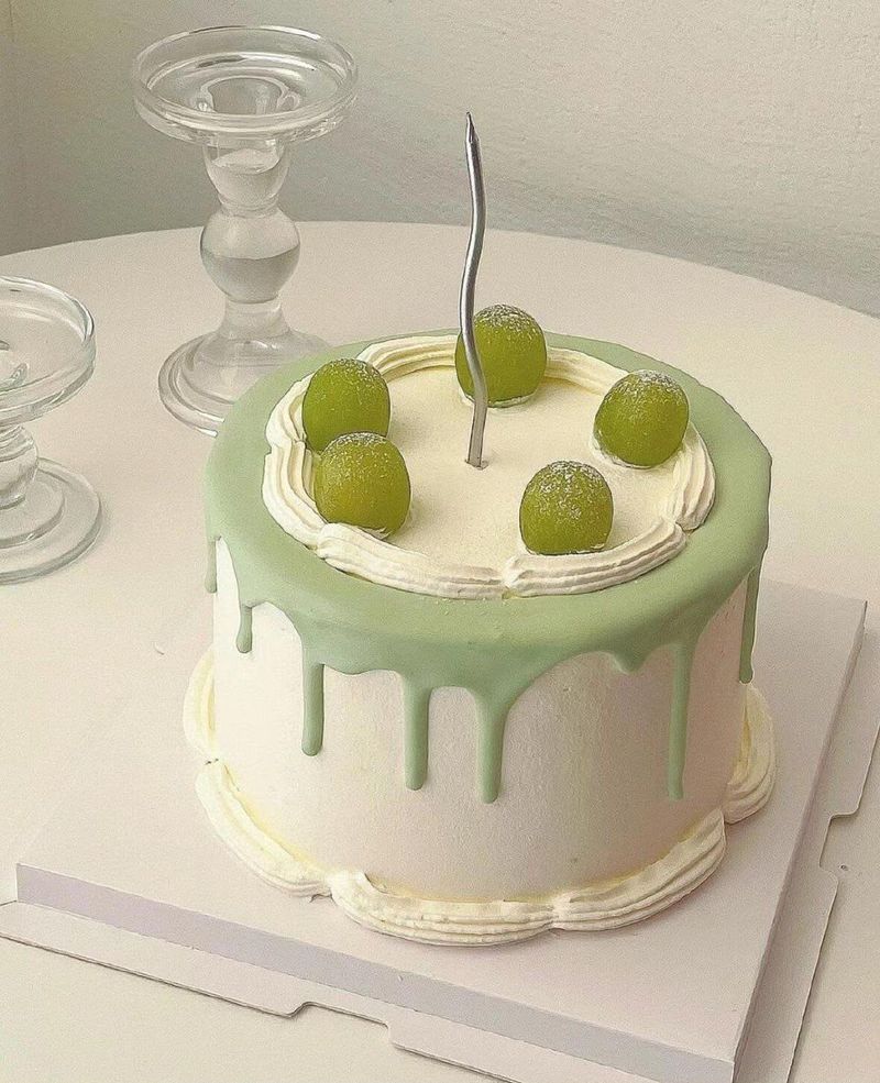 Green Grape Cream Pound Cake