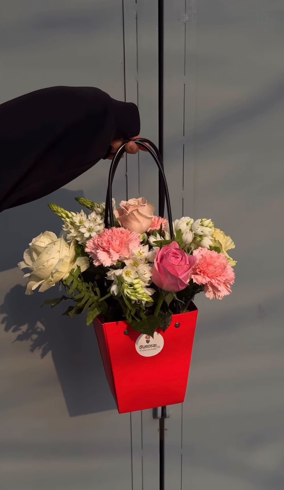 seasonal mixed flower 
