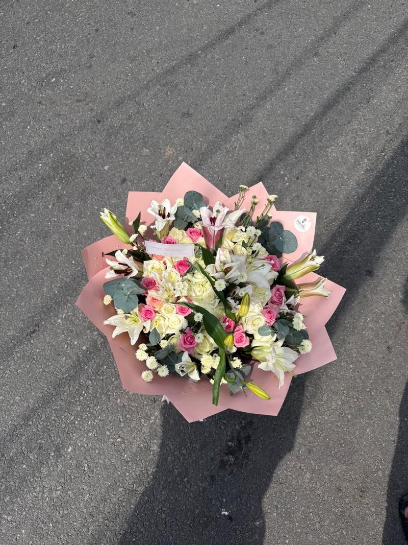 Harmony Bloom Mixed Bouquet 🌺🌼🌷
