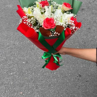 Crimson Horizon – Premium Lily & Red-Dyed Rose Bouquet