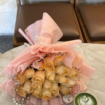 Apricot Velvet – 33 Premium Peach Rose Aesthetic Bouquet
