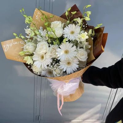 The Exquisite Harmony – Premium Orchid, Rose & Gerbera Showcase Bouquet