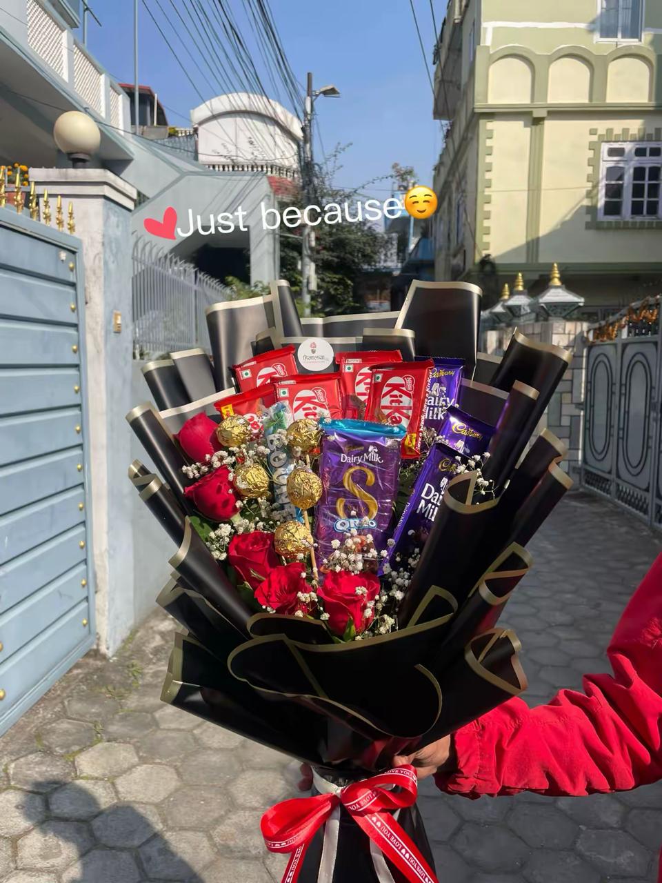 Best For: All-in-one premium gifting, sweet tokens of appreciation, and high-impact multi-treat surprises.