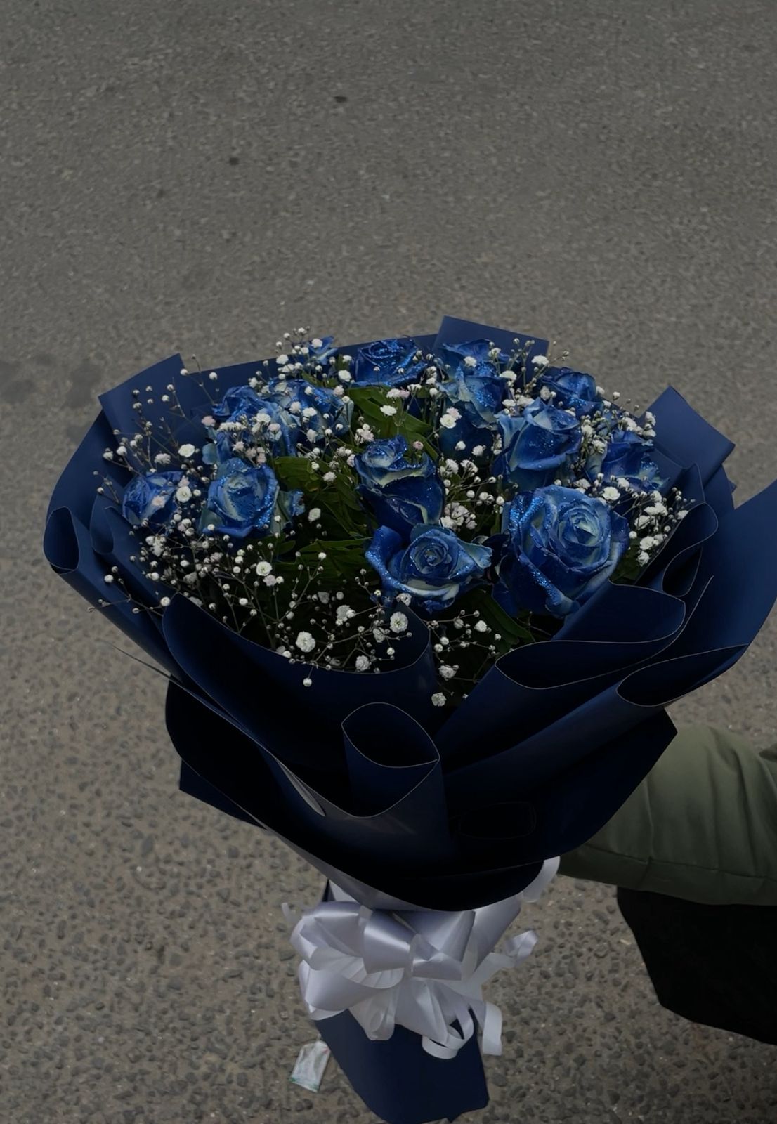Delivered perfectly arranged and prepared, offering an effortless, high-end gifting experience.