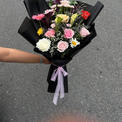 Vibrant Mixed Flower Celebration Bouquet (15 Stems)