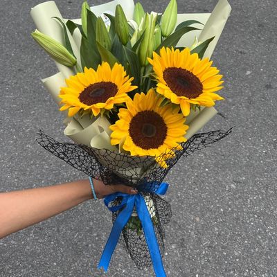 Sunlit Grace Bouquet