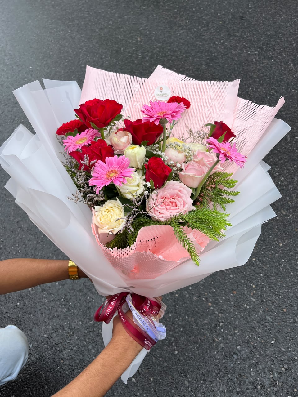 Flower colors, availability, and arrangement style may vary slightly depending on seasonal availability while maintaining the overall beauty and quality of the bouquet. Keep flowers in fresh water and away from direct sunlight to extend their freshness.