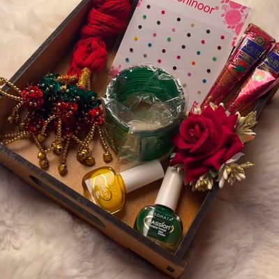 Shrawan Gift Box